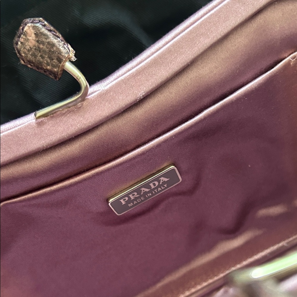 Prada Mauve Pink Leather Shoulder Bag with Python-Effect Panel - Picture 5 of 8